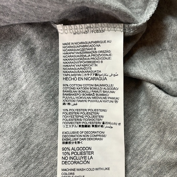 Fanatics Women’s UCF Knights Tee Shirt V-neck Short Sleeve Light Gray Size XL - Picture 7 of 11